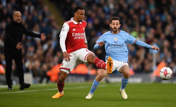 之间的竞争 之间的竞争